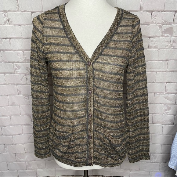 Forever 21 Black & Gold Sparkly Cardigan Size Medium - Picture 1 of 6